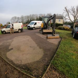 Heighington resin bound installation by StoneSet