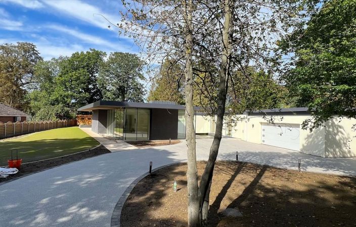 Woodhall Spa resin bound pathway & driveway