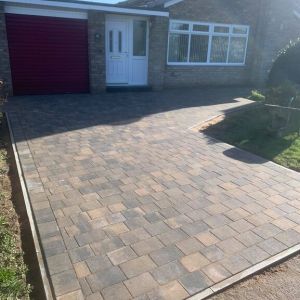 Block paved driveway in Louth