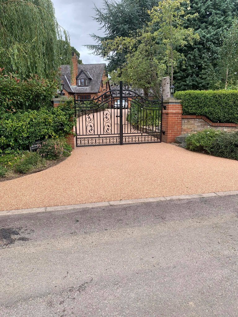 will-a-stone-resin-driveway-stain