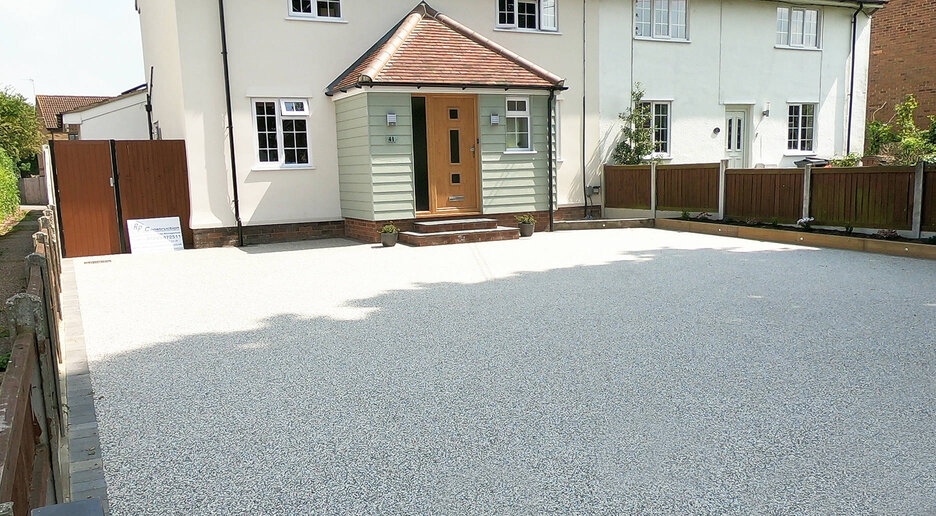 5-benefits-of-choosing-a-resin-bound-driveway